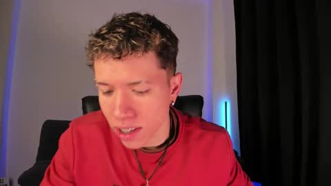 Snapshot of nathan_blake_ chatting on February 2026 01:10:01 PM Nathan online show from February 2026 01:10:01 PM