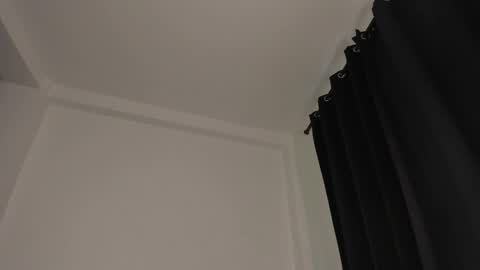 Snapshot of nathan_blake_ chatting on February 2026 07:19:02 PM Nathan online show from February 2026 07:19:02 PM