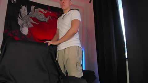 Snapshot of nathan_blake_ chatting on May 2026 04:23:02 PM Nathan online show from May 2026 04:23:02 PM