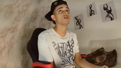 Snapshot of nathan_shimmer chatting on March 2026 09:41:02 PM nathan_shimmer online show from March 2026 09:41:02 PM