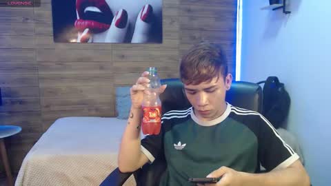 Snapshot of nathanclay chatting on February 2026 03:22:02 AM nathanclay online show from February 2026 03:22:02 AM