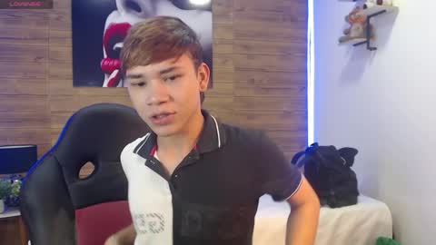 Snapshot of nathanclay chatting on April 2026 04:09:02 AM nathanclay online show from April 2026 04:09:02 AM