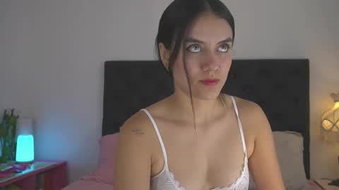 Snapshot of nathy_q chatting on February 2026 06:04:01 PM Nathy online show from February 2026 06:04:01 PM