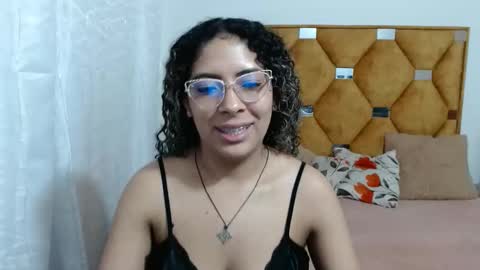 Snapshot of nathy_voyeur chatting on March 2026 01:53:02 AM nathy_voyeur online show from March 2026 01:53:02 AM