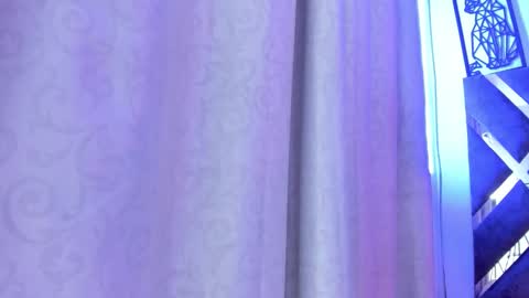 nati_fresh online show from October 2025 07:48:02 PM