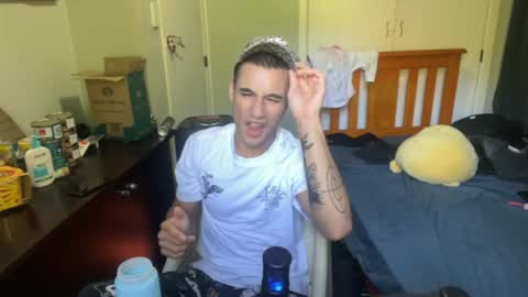 native_boy2 online show from February 2026 07:32:02 PM