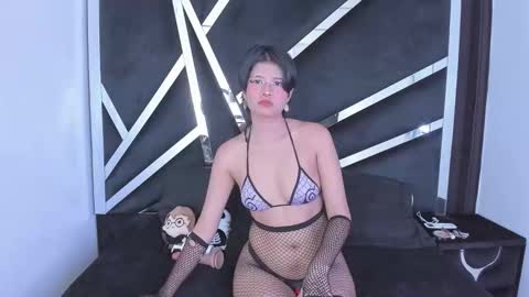 natsumiht online show from November 2025 05:21:01 AM