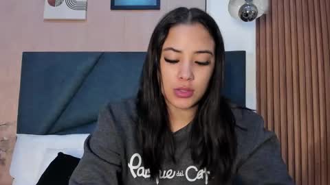 NATTASHA BROWN  online show from January 2026 10:50:01 AM