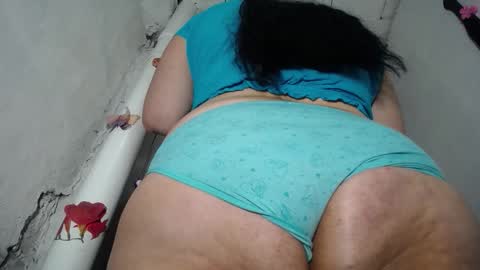 natalia online show from November 2025 12:10:02 AM