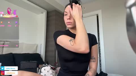 Snapshot of nattywithoutdaddy chatting on February 2025 08:03:01 PM NATTY FIERROS online show from February 2025 08:03:01 PM