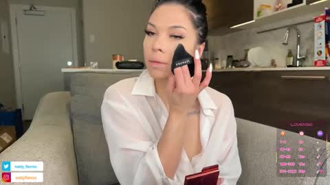 Snapshot of nattywithoutdaddy chatting on February 2025 09:31:01 PM NATTY FIERROS online show from February 2025 09:31:01 PM