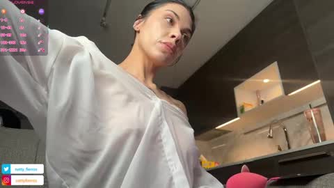 Snapshot of nattywithoutdaddy chatting on February 2025 08:58:01 AM NATTY FIERROS online show from February 2025 08:58:01 AM