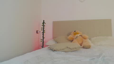 Snapshot of natural_meri_ chatting on December 2024 04:42:01 PM Meri online show from December 2024 04:42:01 PM