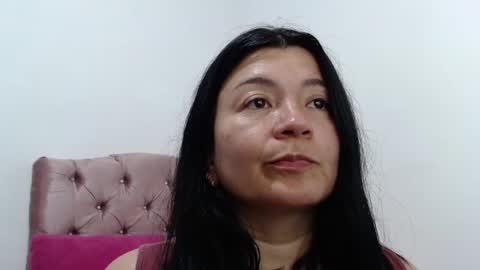 Snapshot of naturally_mature chatting on December 2024 04:56:02 AM Sammy online show from December 2024 04:56:02 AM