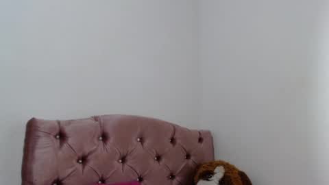 Snapshot of naturally_mature chatting on February 2025 09:49:01 AM Sammy online show from February 2025 09:49:01 AM