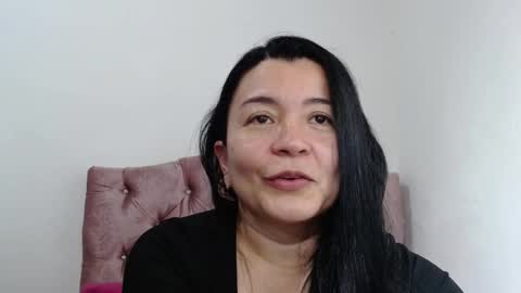 Snapshot of naturally_mature chatting on December 2025 03:16:02 AM Sammy online show from December 2025 03:16:02 AM