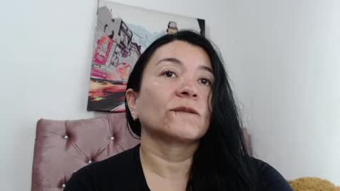 Snapshot of naturally_mature chatting on May 2026 04:08:01 AM Sammy online show from May 2026 04:08:01 AM