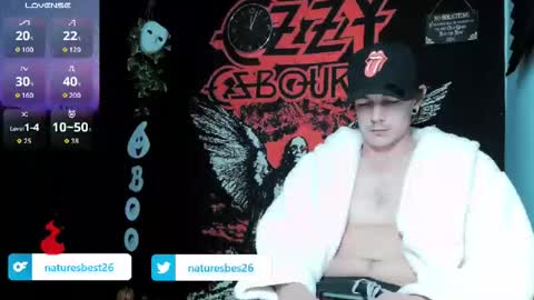 Snapshot of naturesbest951 chatting on October 2025 04:03:02 AM NATURESBEST online show from October 2025 04:03:02 AM