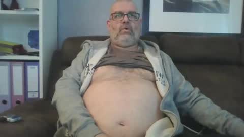 Snapshot of naturistmale45 chatting on February 2025 11:49:02 AM naturistmale45 online show from February 2025 11:49:02 AM