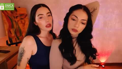 Natalia  Valeria online show from October 2025 10:26:01 AM