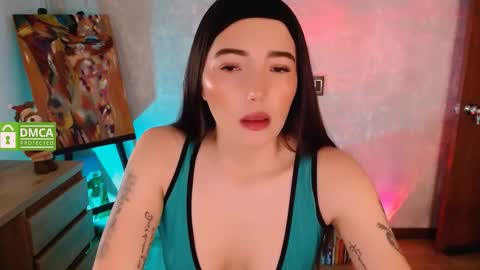 Natalia  Valeria online show from November 2025 10:32:01 AM