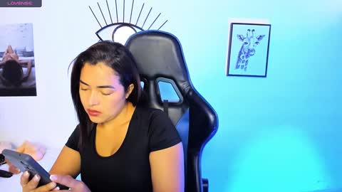 Natalia online show from February 2025 06:33:01 PM