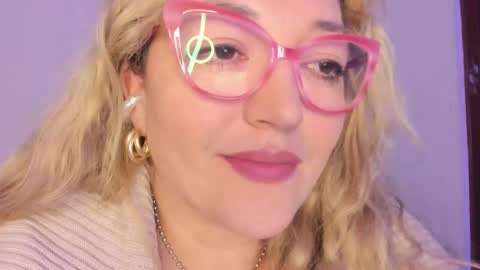 Snapshot of naty__mature_ chatting on November 2025 05:44:01 PM Nataly online show from November 2025 05:44:01 PM