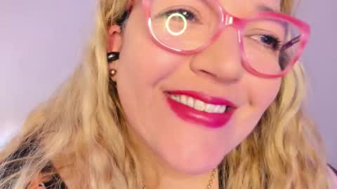 Snapshot of naty__mature_ chatting on December 2025 04:16:01 PM Nataly online show from December 2025 04:16:01 PM