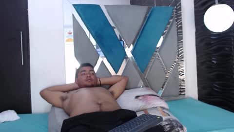 Naty-Maxx online show from December 2025 08:04:02 PM