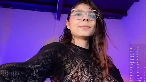 Snapshot of naty_saenz3 chatting on November 2025 09:42:02 AM Naty Saenz online show from November 2025 09:42:02 AM