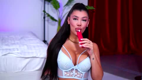 Snapshot of natydesiree chatting on September 2025 07:20:01 AM Naty online show from September 2025 07:20:01 AM