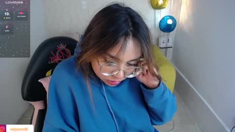 Snapshot of natykors_m_ chatting on February 2025 04:36:01 PM Sofia  IG Natykors08 online show from February 2025 04:36:01 PM