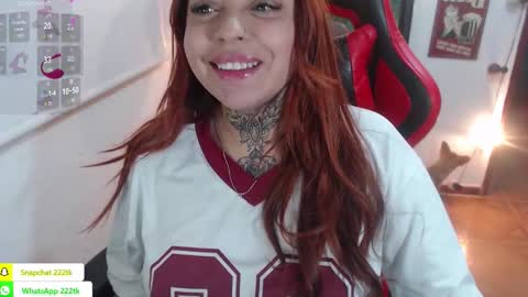 Snapshot of natykors_m_ chatting on September 2025 12:22:02 AM Sofia  IG Natykors08 online show from September 2025 12:22:02 AM