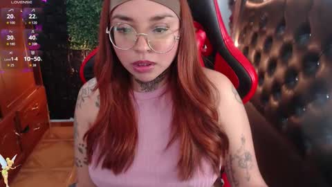 Snapshot of natykors_m_ chatting on October 2025 04:06:02 PM Sofia  IG Natykors08 online show from October 2025 04:06:02 PM
