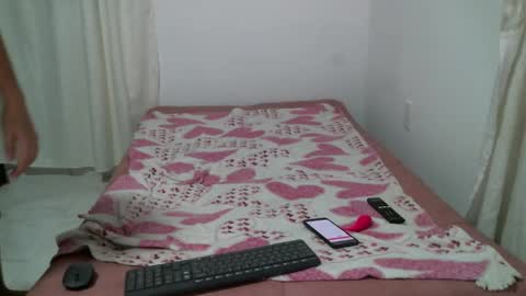 Snapshot of natyscoth chatting on January 2025 03:29:01 AM online show from January 2025 03:29:01 AM