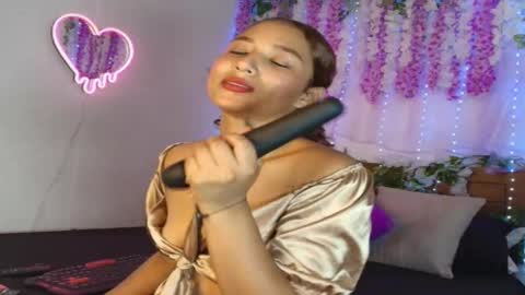 Snapshot of natzurit chatting on November 2025 05:45:02 PM Natzu online show from November 2025 05:45:02 PM