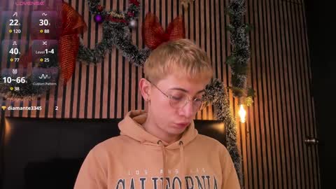 Christopher  Chris online show from December 2024 12:33:02 PM