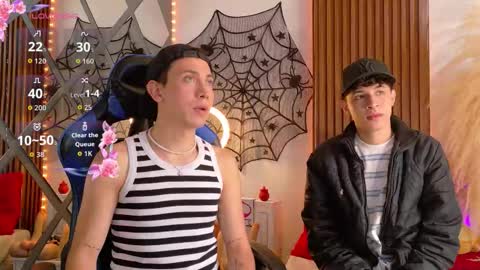 Christopher  Chris online show from October 2025 12:03:01 PM