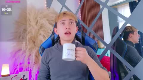 Christopher  Chris online show from February 2026 04:55:01 PM