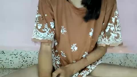 Snapshot of naughty_alia chatting on August 2026 07:40:02 AM Alia online show from August 2026 07:40:02 AM