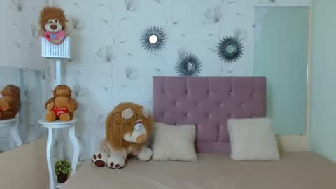 Zoe online show from January 2025 12:54:01 AM