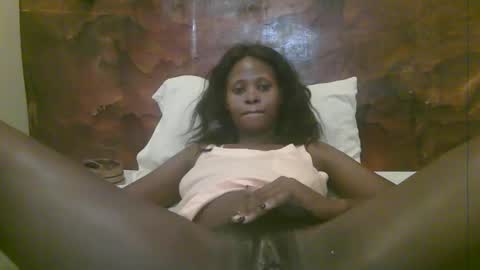 Snapshot of naughty_babe000 chatting on April 2026 11:26:02 AM alisha online show from April 2026 11:26:02 AM