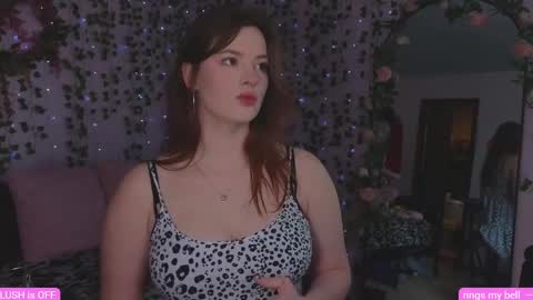 Snapshot of naughty_bella99 chatting on April 2026 06:57:01 PM bella online show from April 2026 06:57:01 PM