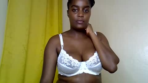 Snapshot of naughty_booby chatting on June 2026 09:35:02 PM Bettybooby online show from June 2026 09:35:02 PM