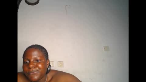 Amara online show from October 2025 06:19:02 PM