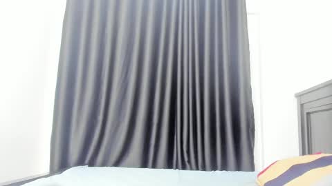 Snapshot of naughty_dreamss chatting on April 2026 07:50:02 PM naughty_dreamss online show from April 2026 07:50:02 PM