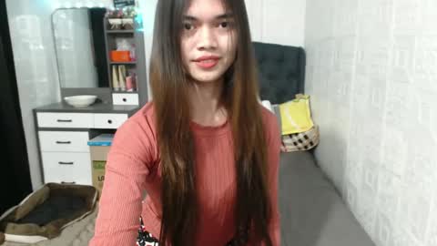 emma online show from December 2024 09:37:01 PM