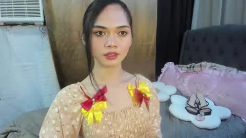 emma online show from November 2025 04:55:01 AM