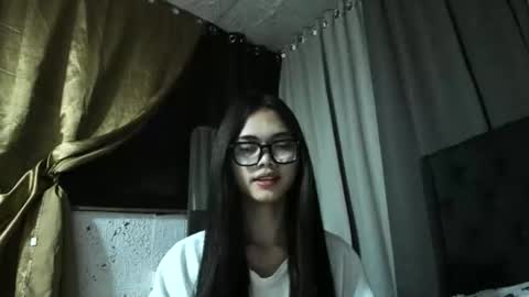 Snapshot of naughty_emmats chatting on February 2026 07:10:01 PM emma online show from February 2026 07:10:01 PM