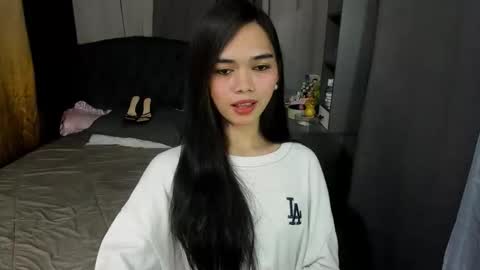 Snapshot of naughty_emmats chatting on April 2026 01:02:01 PM emma online show from April 2026 01:02:01 PM